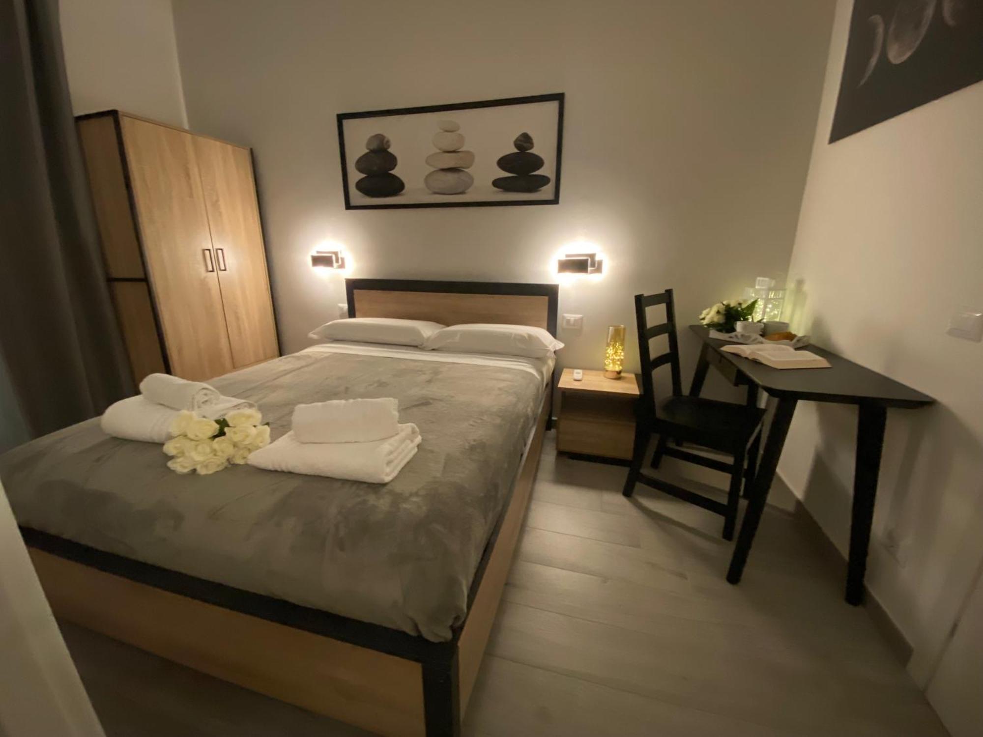 Roma Centro Softrooms Guest House Affittacamere Kültér fotó