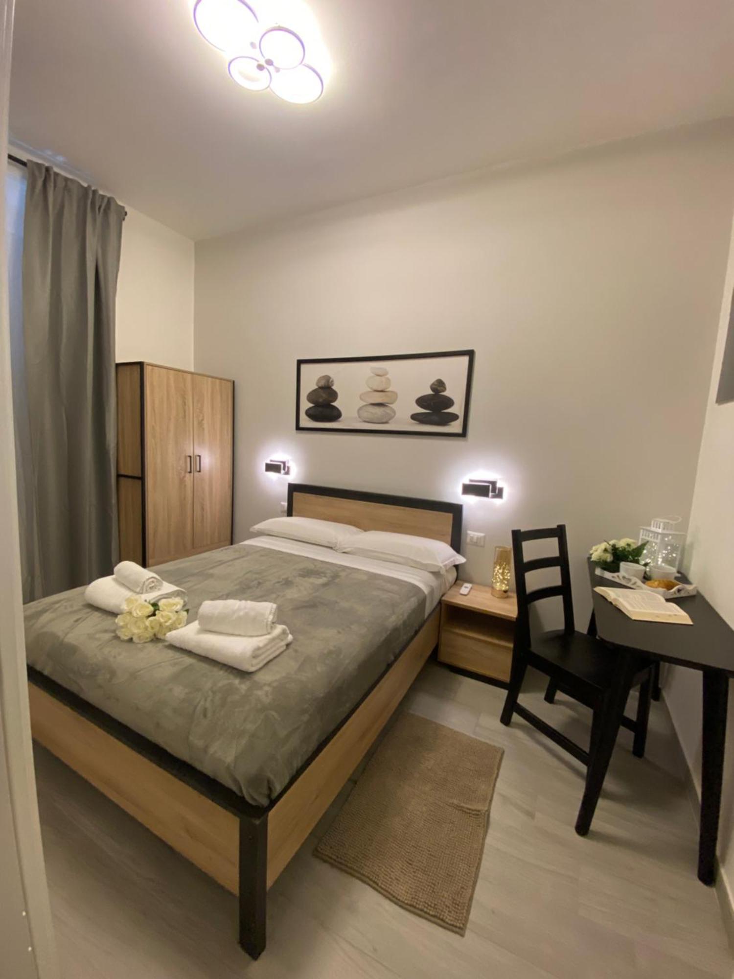 Roma Centro Softrooms Guest House Affittacamere Kültér fotó